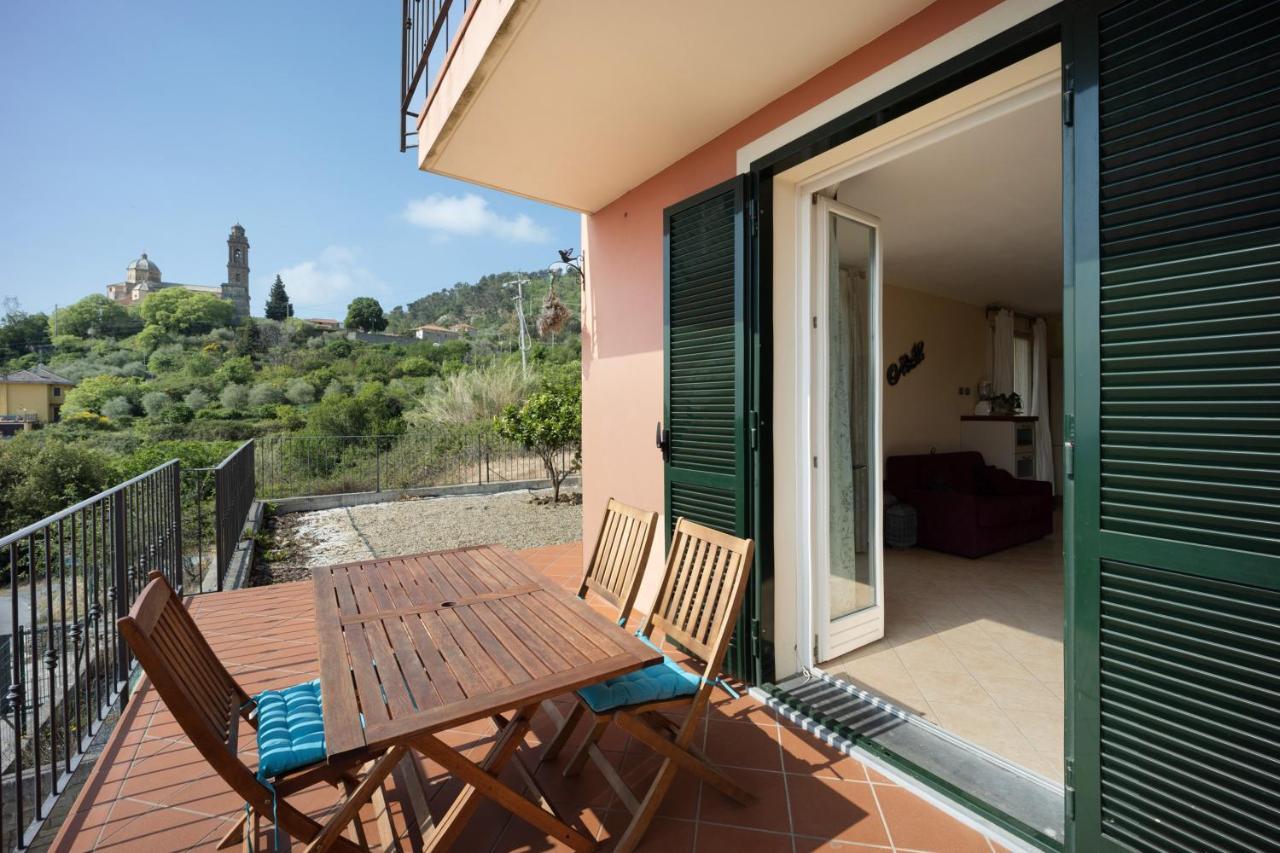 Maison Laura Diano Borello Exterior photo